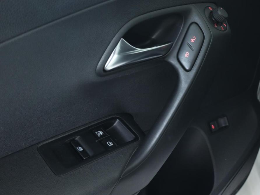 Volkswagen Polo V Рестайлинг Москва  - изображение 14