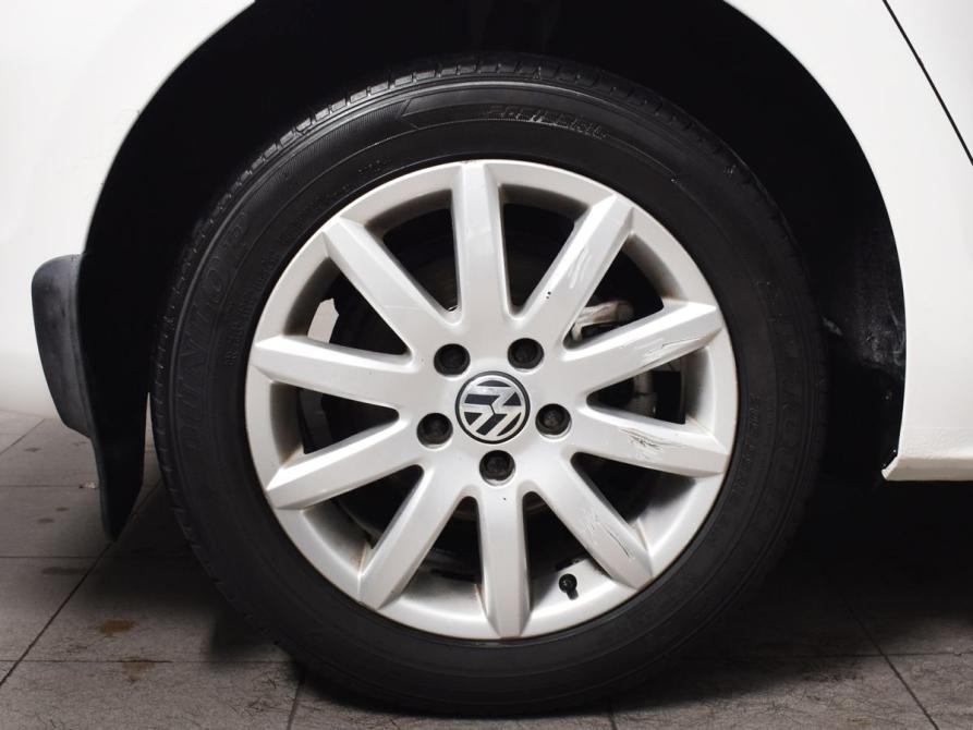 Volkswagen Jetta VI Кемерово  - изображение 12