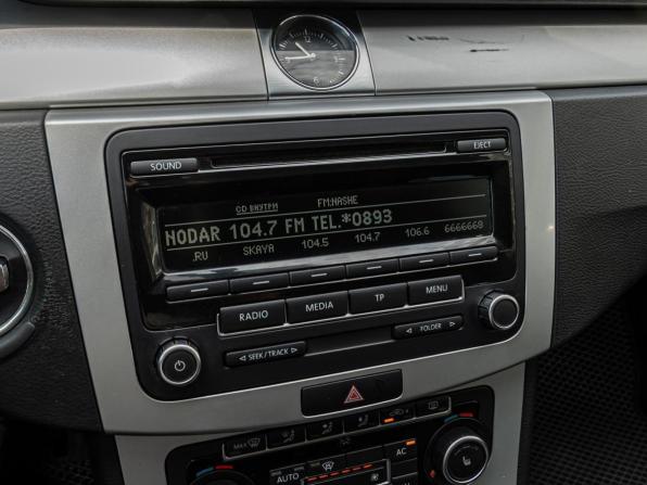 Volkswagen Passat B7 с пробегом 2011 года, цена 825 000 рублей, 193632 км, седан, Автокод Объявления