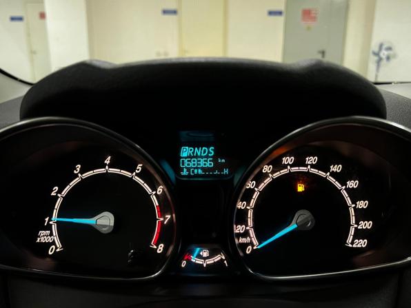 Ford Fiesta Mk6 Рестайлинг с пробегом 2016 года, цена 920 000 рублей, 68336 км, седан, Автокод Объявления