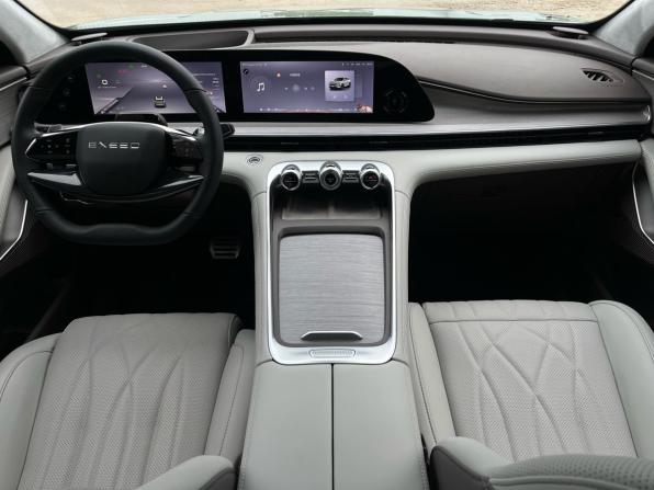 Exeed RX с пробегом 2024 года, цена 3 460 000 рублей, 8921 км, внедорожник, Автокод Объявления