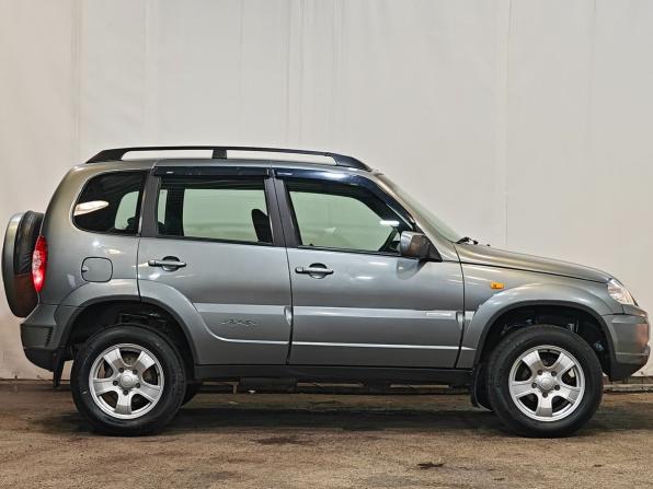 Chevrolet Niva I Рестайлинг с пробегом 2010 года, цена 579 000 рублей, 51226 км, внедорожник, Автокод Объявления