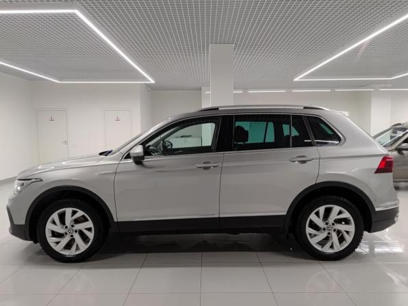 Volkswagen Tiguan II Рестайлинг с пробегом 2021 года, цена 2 955 000 рублей, 78200 км, внедорожник, Автокод Объявления