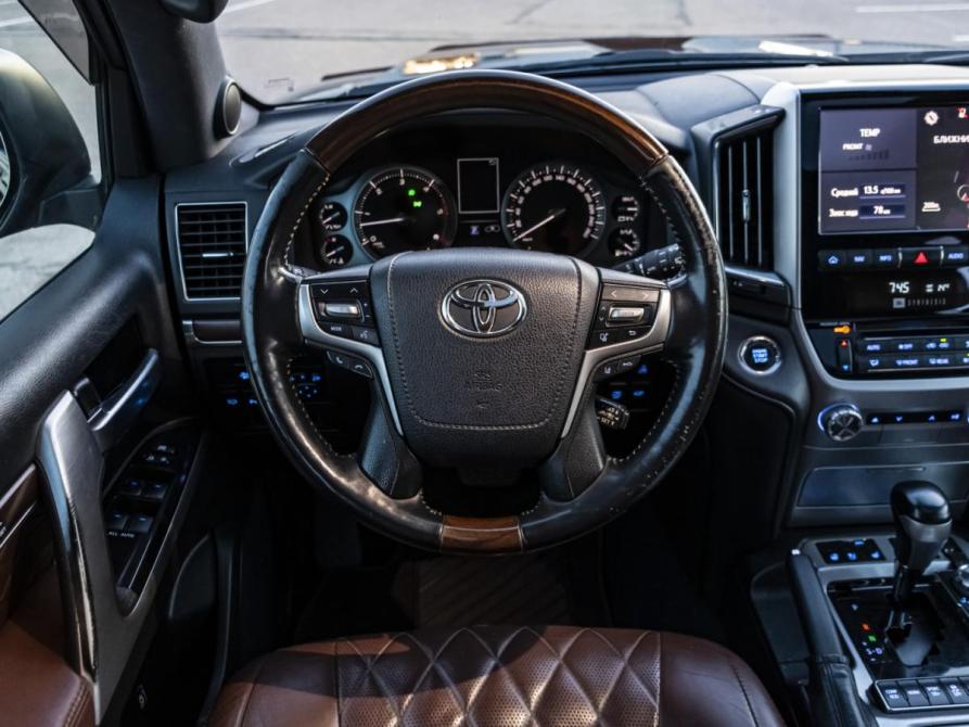 Toyota Land Cruiser 200 Series Рестайлинг 2 Москва  - изображение 10