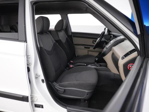 Kia Soul I Рестайлинг с пробегом 2013 года, цена 1 060 046 рублей, 147594 км, хэтчбек, Автокод Объявления
