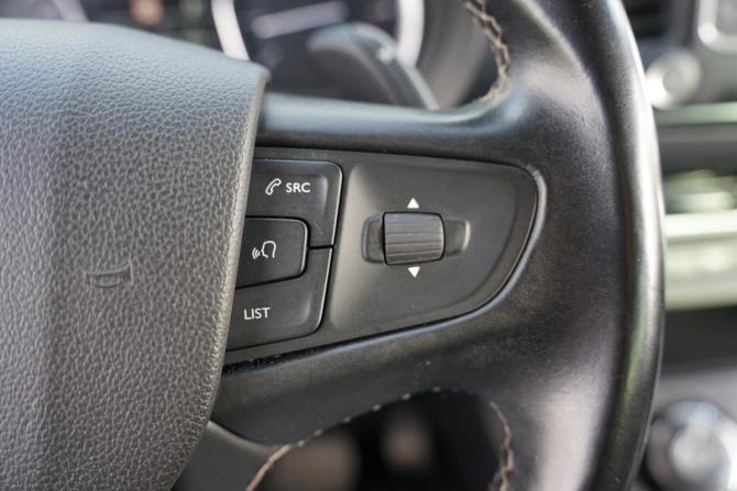 Peugeot Traveller I с пробегом 2019 года, цена 3 750 000 рублей, 123000 км, минивэн, Автокод Объявления
