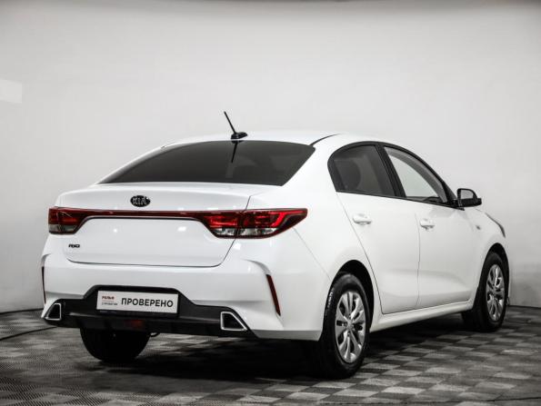 Kia Rio IV Рестайлинг с пробегом 2020 года, цена 1 399 000 рублей, 106728 км, седан, Автокод Объявления