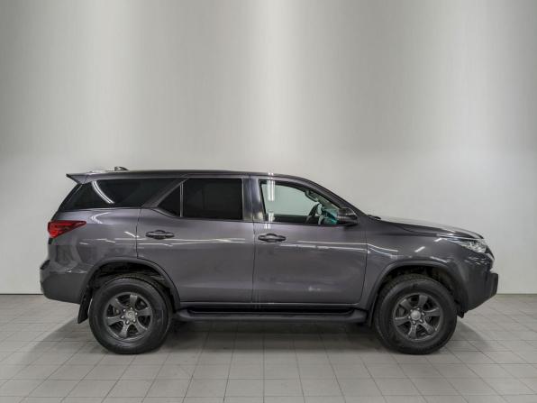 Toyota Fortuner II с пробегом 2019 года, цена 3 190 000 рублей, 121576 км, внедорожник, Автокод Объявления