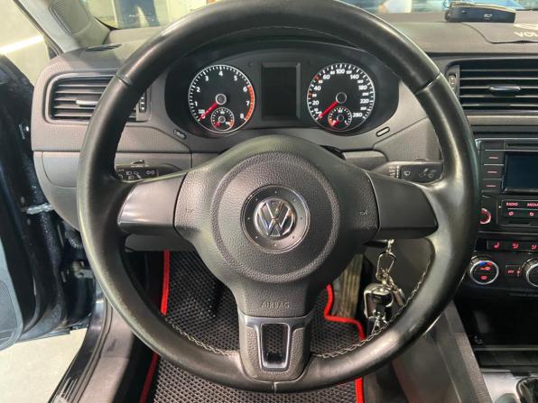 Volkswagen Jetta VI с пробегом 2013 года, цена 1 100 000 рублей, 223646 км, седан, Автокод Объявления