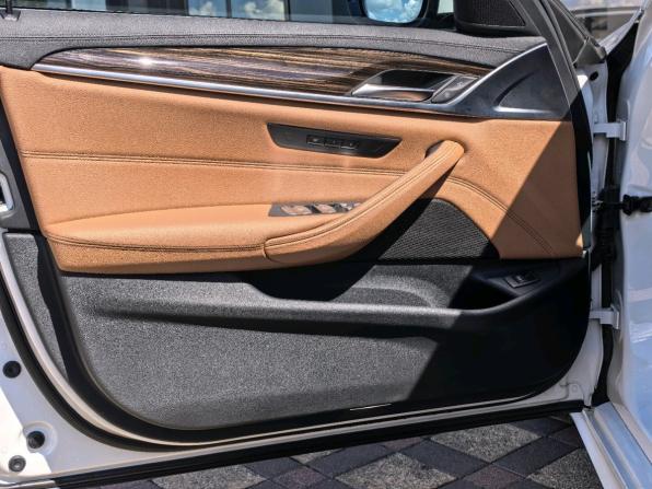 BMW 5 серии VII (G30/G31/G38) Рестайлинг с пробегом 2021 года, цена 4 900 000 рублей, 45496 км, седан, Автокод Объявления