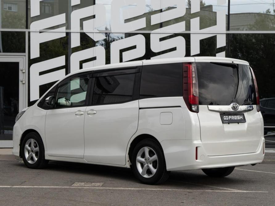 Toyota Noah III (R80) Волгоград  - изображение 2
