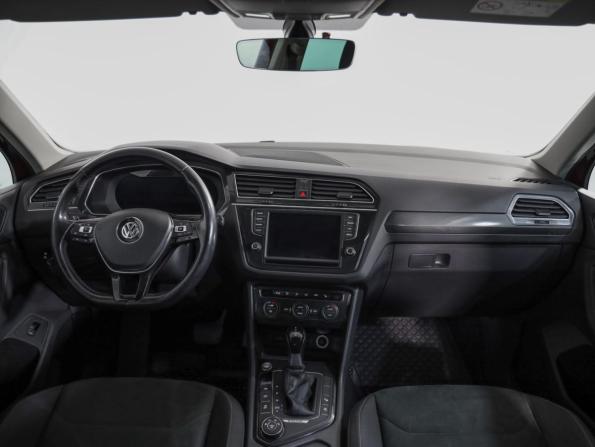 Volkswagen Tiguan II с пробегом 2017 года, цена 2 619 000 рублей, 123503 км, внедорожник, Автокод Объявления
