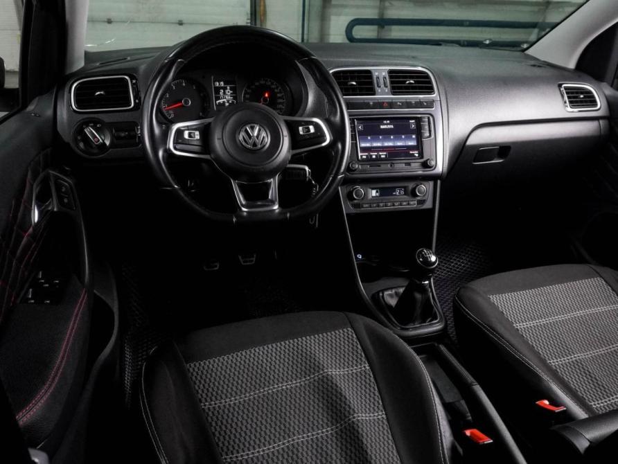 Volkswagen Polo V Рестайлинг Воронеж  - изображение 6