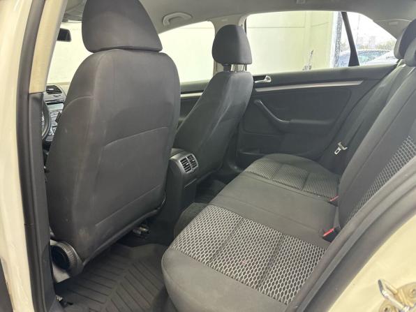 Volkswagen Jetta V с пробегом 2010 года, цена 889 000 рублей, 107935 км, седан, Автокод Объявления