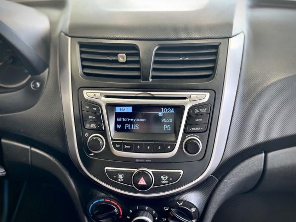 Hyundai Solaris I Рестайлинг с пробегом 2014 года, цена 799 900 рублей, 256900 км, седан, Автокод Объявления
