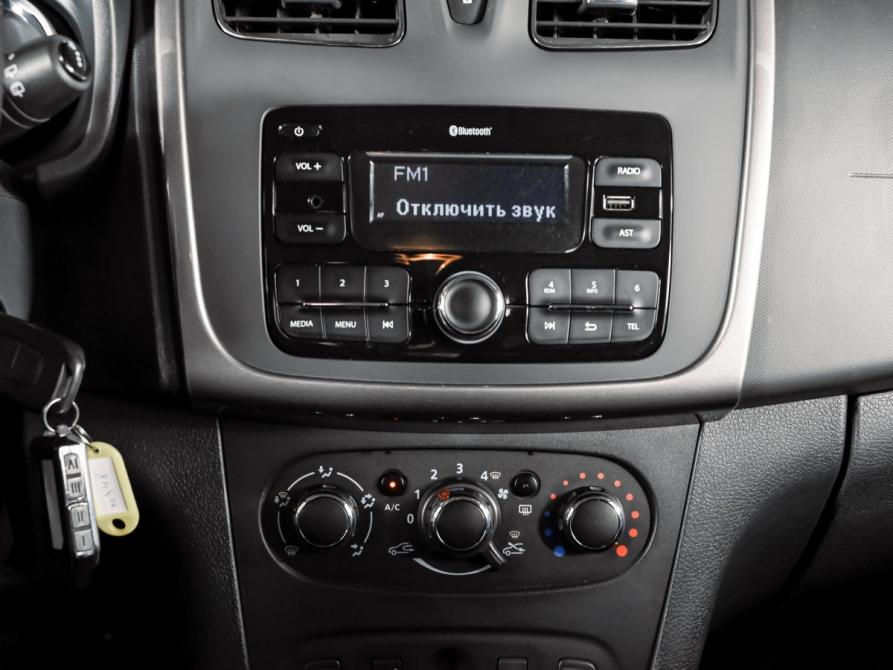 Renault Sandero II Рестайлинг Екатеринбург  - изображение 13