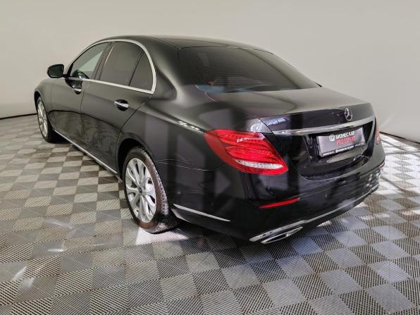 Mercedes-Benz E-Класс V (W213 S213 C238) с пробегом 2019 года, цена 3 100 000 рублей, 82755 км, седан, Автокод Объявления