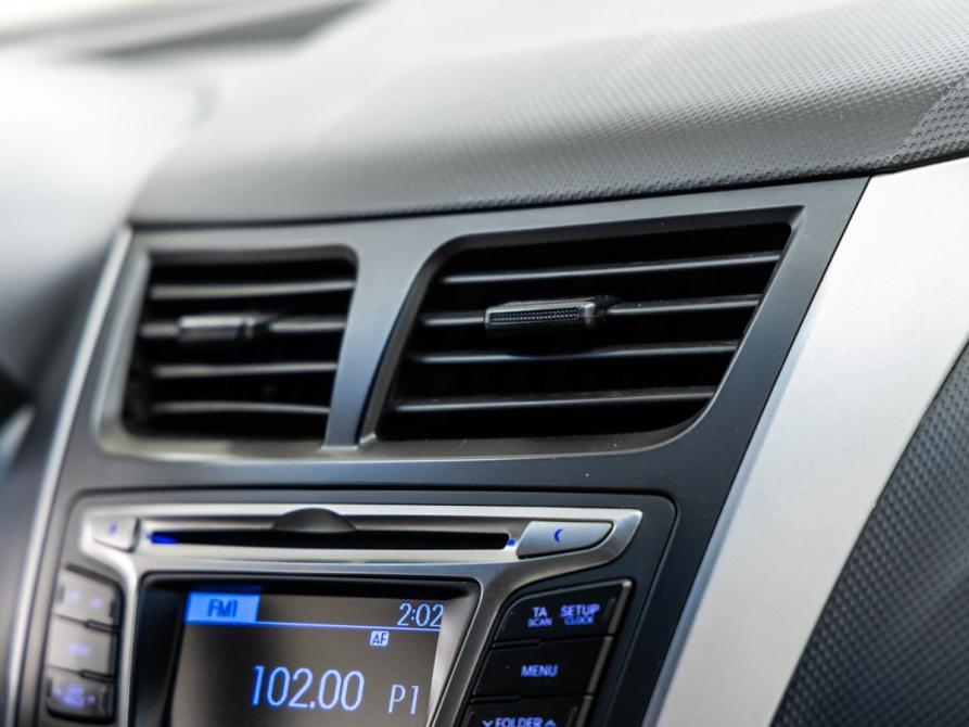 Hyundai Solaris I Рестайлинг Волгоград  - изображение 18