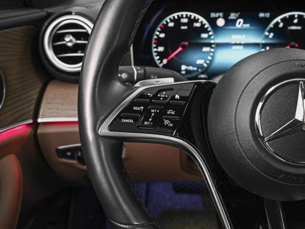 Mercedes-Benz E-Класс V (W213 S213 C238) Рестайлинг с пробегом 2021 года, цена 5 299 000 рублей, 49895 км, седан, Автокод Объявления