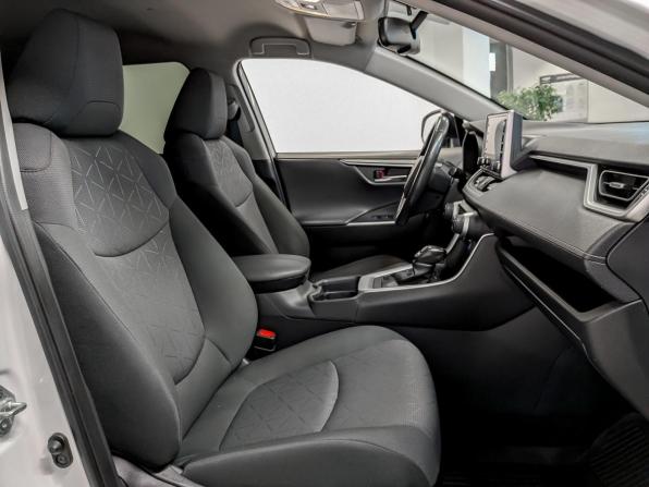 Toyota RAV4 V (XA50) с пробегом 2021 года, цена 3 800 000 рублей, 81956 км, внедорожник, Автокод Объявления