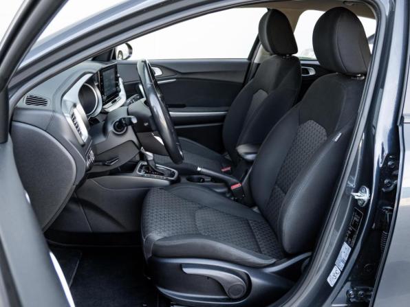 Kia Ceed III Рестайлинг с пробегом 2022 года, цена 1 925 000 рублей, 73798 км, хэтчбек, Автокод Объявления