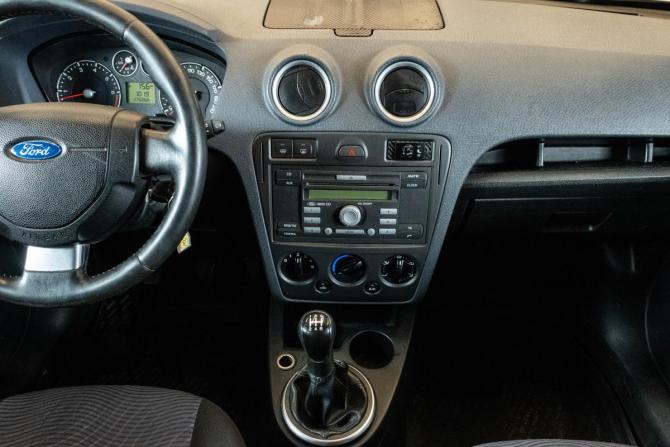 Ford Fusion I Рестайлинг с пробегом 2008 года, цена 489 000 рублей, 175066 км, хэтчбек, Автокод Объявления
