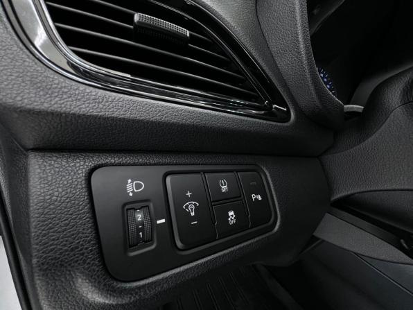 Hyundai Solaris II Рестайлинг с пробегом 2021 года, цена 1 650 000 рублей, 94222 км, седан, Автокод Объявления