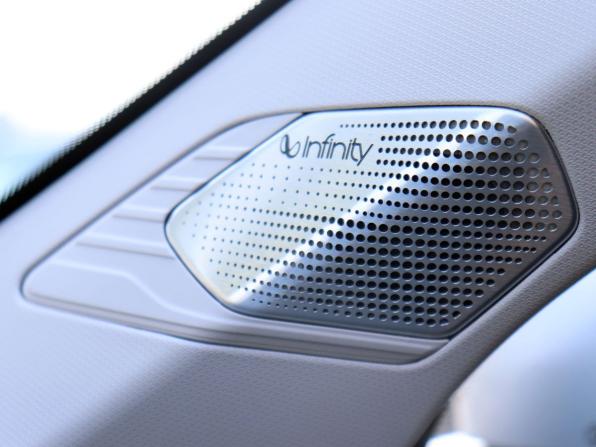 Geely Atlas II с пробегом 2024 года, цена 2 800 000 рублей, 45184 км, внедорожник, Автокод Объявления