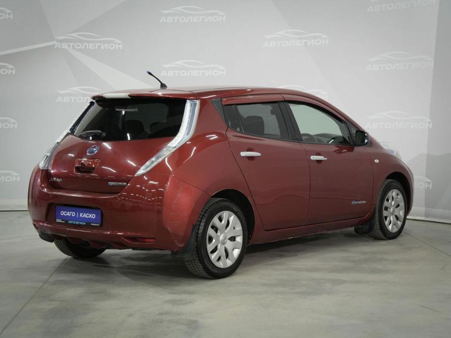 Nissan Leaf I (ZE0/AZE0) Новосибирск  - изображение 5
