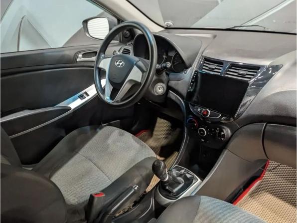 Hyundai Solaris I с пробегом 2011 года, цена 545 000 рублей, 285743 км, седан, Автокод Объявления