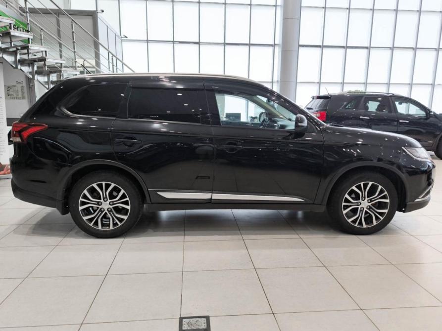Mitsubishi Outlander III Рестайлинг 2 Казань  - изображение 5