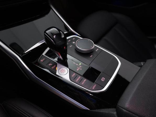 BMW 3 серии VII (G2x) с пробегом 2021 года, цена 2 999 021 рубль, 116423 км, седан, Автокод Объявления