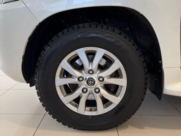 Toyota Land Cruiser 200 Series Рестайлинг 2 с пробегом 2019 года, цена 7 280 000 рублей, 164354 км, внедорожник, Автокод Объявления