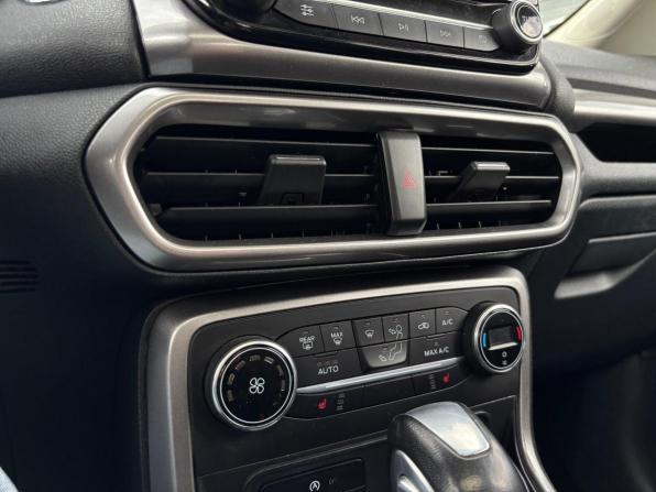 Ford EcoSport II Рестайлинг с пробегом 2019 года, цена 1 172 000 рублей, 106000 км, внедорожник, Автокод Объявления