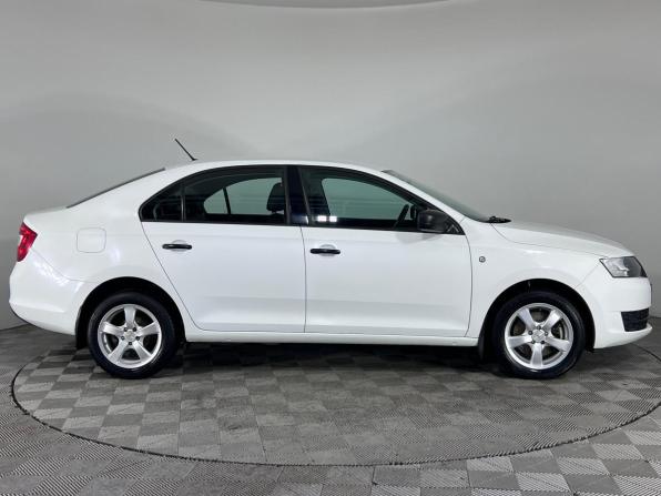 Skoda Rapid I с пробегом 2016 года, цена 1 297 000 рублей, 49308 км, лифтбек, Автокод Объявления