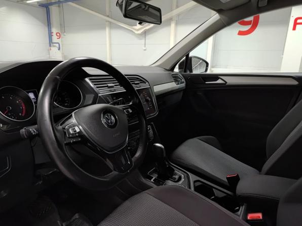 Volkswagen Tiguan II с пробегом 2019 года, цена 2 700 000 рублей, 71750 км, внедорожник, Автокод Объявления