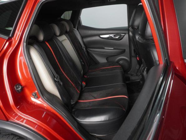 Nissan Qashqai II с пробегом 2018 года, цена 1 515 000 рублей, 189609 км, внедорожник, Автокод Объявления