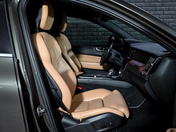 Volvo XC60 II с пробегом 2018 года, цена 2 730 000 рублей, 277488 км, внедорожник, Автокод Объявления