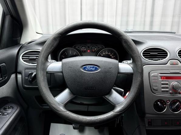 Ford Focus II Рестайлинг с пробегом 2009 года, цена 499 000 рублей, 248000 км, седан, Автокод Объявления