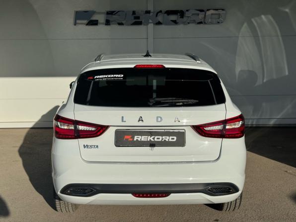 Lada (ВАЗ) Vesta I Рестайлинг (NG) с пробегом 2024 года, цена 1 449 000 рублей, 11600 км, универсал, Автокод Объявления