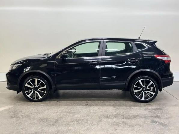 Nissan Qashqai II с пробегом 2016 года, цена 1 158 000 рублей, 157038 км, внедорожник, Автокод Объявления
