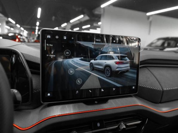 Skoda Kodiaq II с пробегом 2025 года, цена 6 250 000 рублей, 100 км, внедорожник, Автокод Объявления