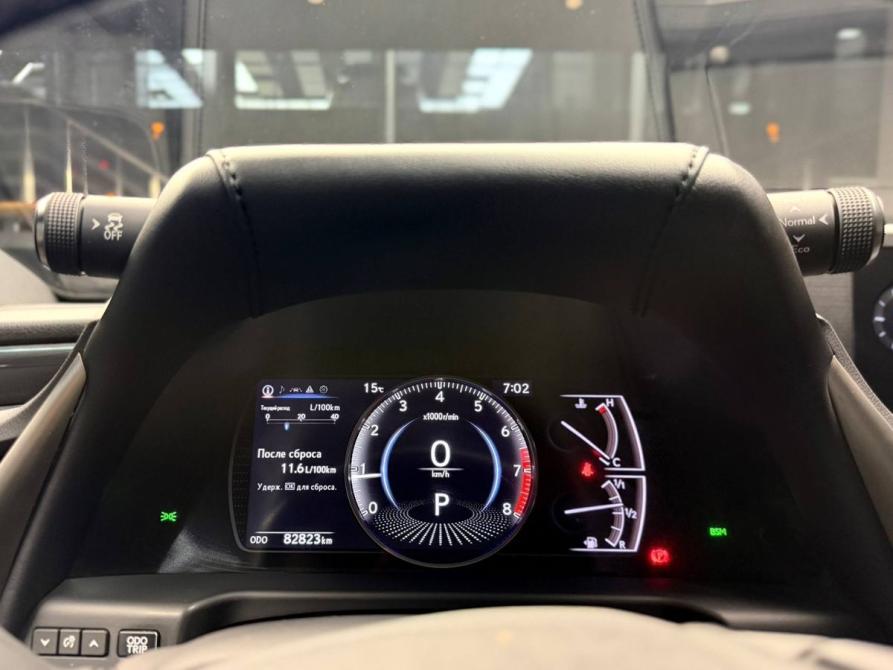 Lexus ES VII Москва  - изображение 9