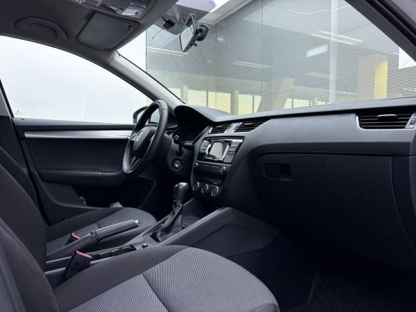 Skoda Octavia III (A7) с пробегом 2016 года, цена 1 399 000 рублей, 123085 км, лифтбек, Автокод Объявления