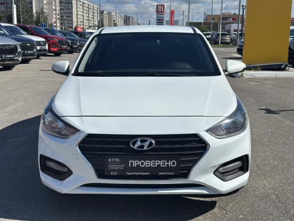 Hyundai Solaris II с пробегом 2017 года, цена 1 260 000 рублей, 128175 км, седан, Автокод Объявления