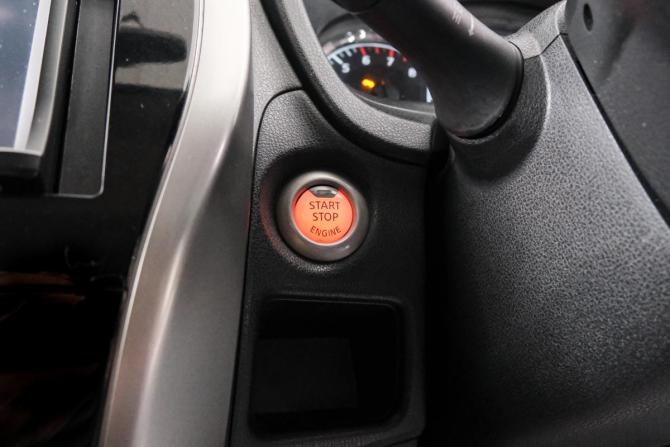 Nissan Note II с пробегом 2016 года, цена 749 000 рублей, 204000 км, хэтчбек, Автокод Объявления