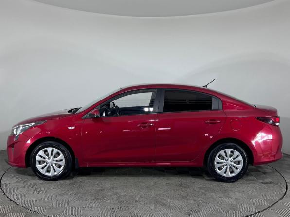 Kia Rio IV Рестайлинг с пробегом 2021 года, цена 1 499 000 рублей, 86736 км, седан, Автокод Объявления