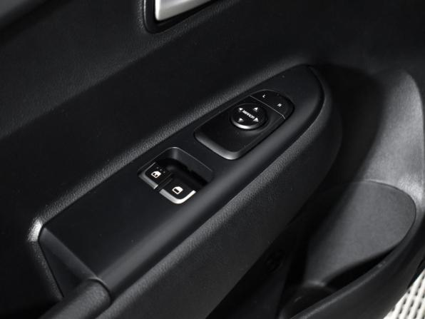 Kia Rio IV Рестайлинг с пробегом 2021 года, цена 1 649 000 рублей, 45006 км, седан, Автокод Объявления