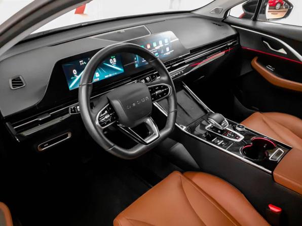 Omoda C5 I с пробегом 2023 года, цена 2 060 000 рублей, 15054 км, внедорожник, Автокод Объявления