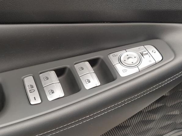 Hyundai Santa Fe IV Рестайлинг с пробегом 2021 года, цена 4 200 000 рублей, 65492 км, внедорожник, Автокод Объявления